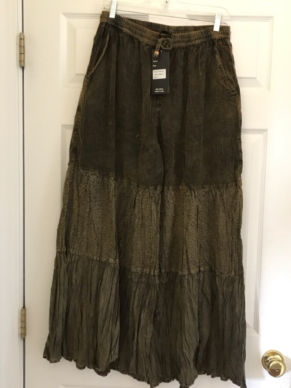 YOUNG THREAD NWT Pants Brown Black Wash Elastic Waist Size Medium